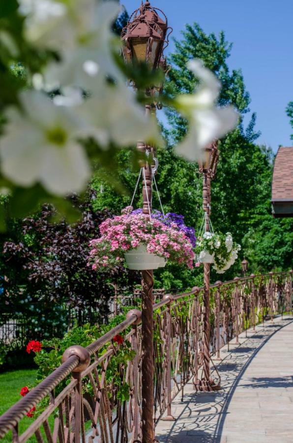 Bed and Breakfast Charivna Taistra Brovary Exterior foto