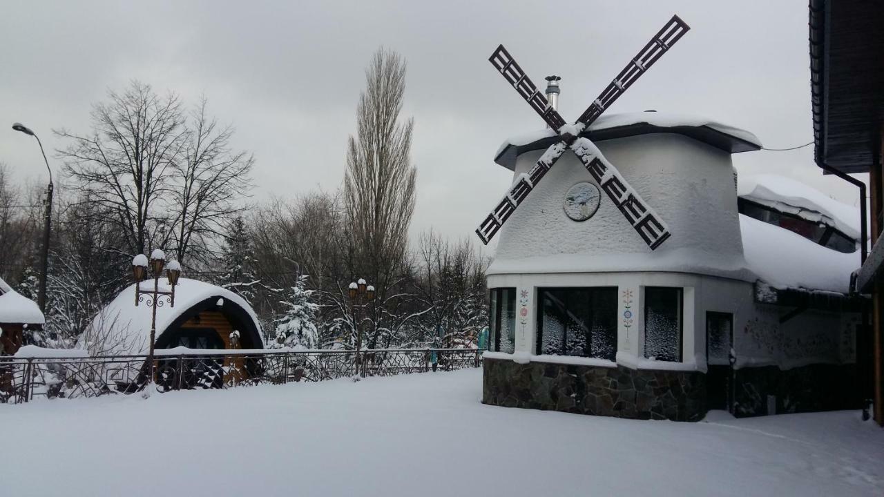 Bed and Breakfast Charivna Taistra Brovary Exterior foto